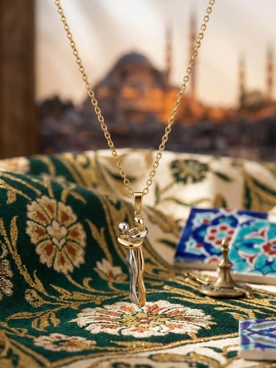 Gold Renk Sevgili Çelik Kolye