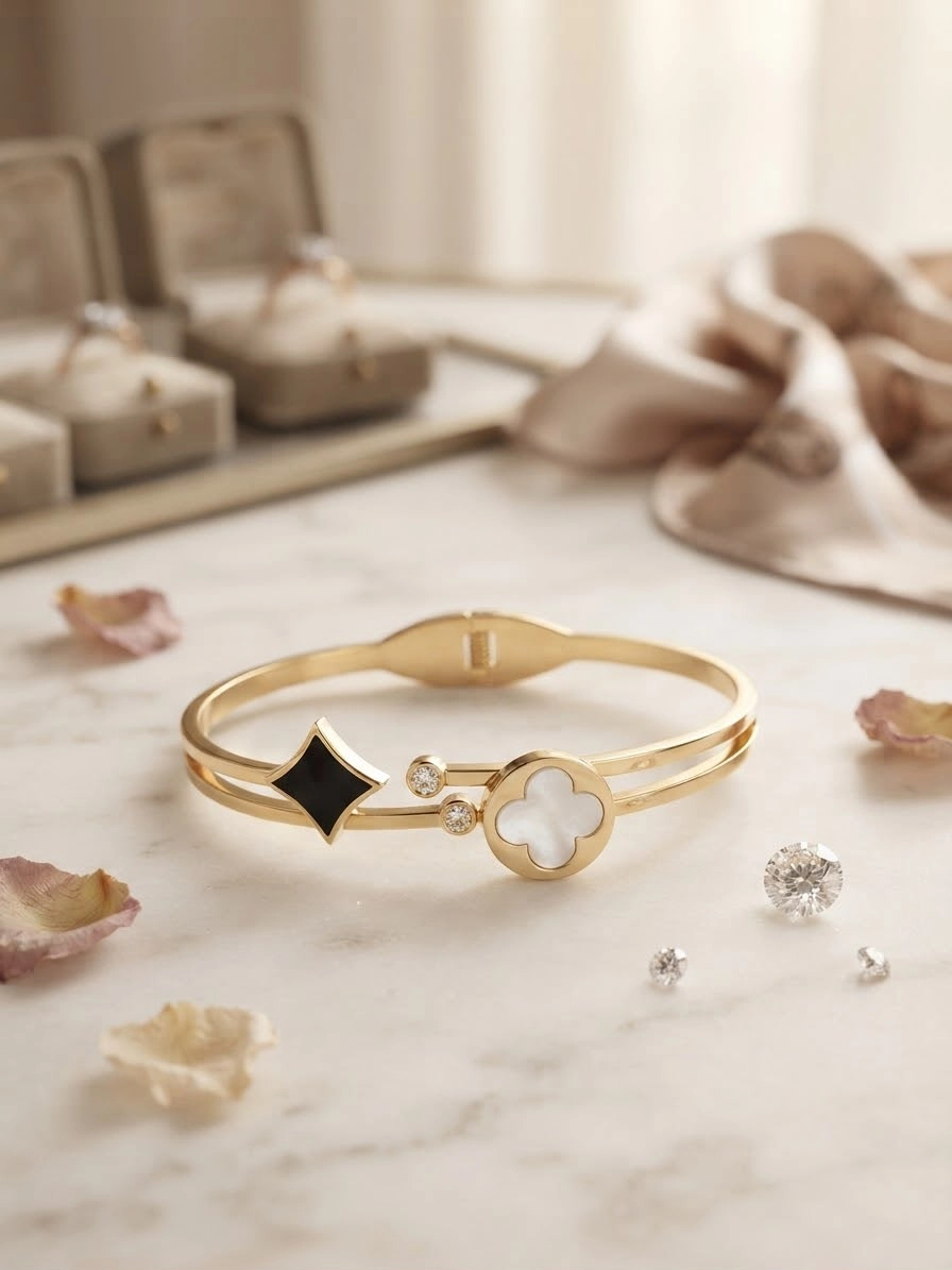 Yonca ve Zirkon Süslemeli İkili Model Gold Bileklik